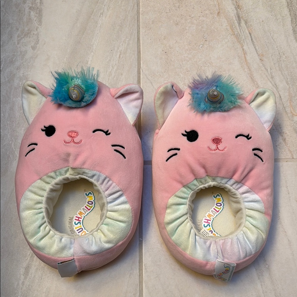 Squishmallows Pink UniCat Slippers (Size Child 4/5)